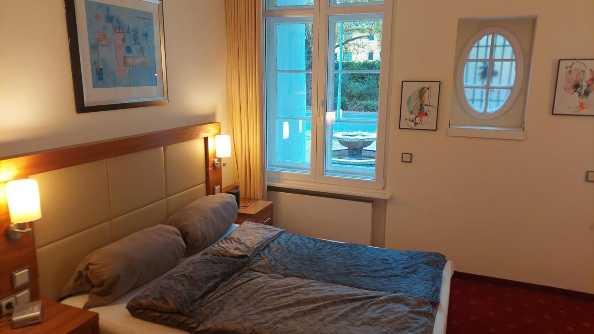 Die Villa, Zimmer 17, Dz เลเวอร์คูเซน ภายนอก รูปภาพ