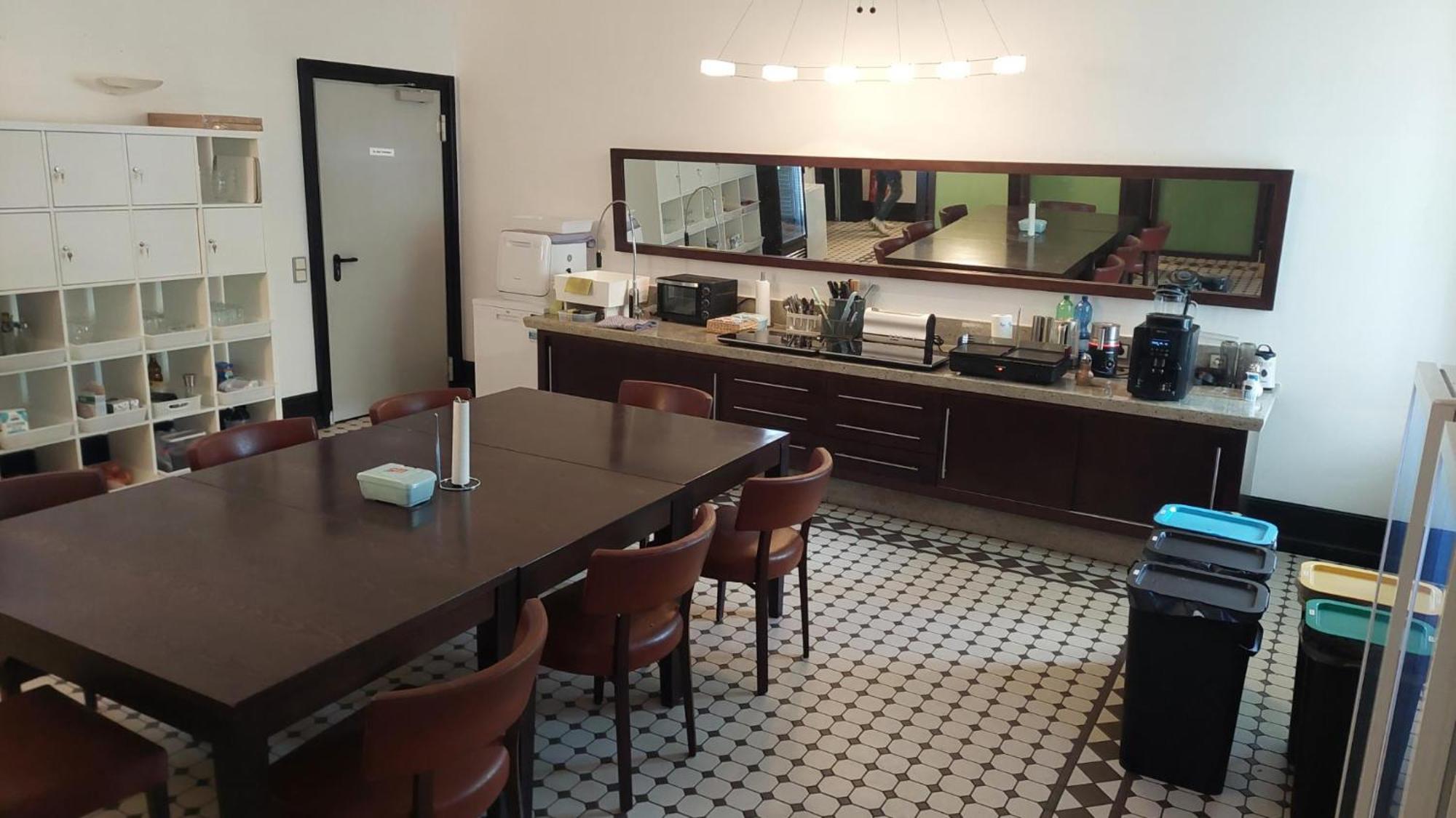 Die Villa, Zimmer 17, Dz เลเวอร์คูเซน ภายนอก รูปภาพ