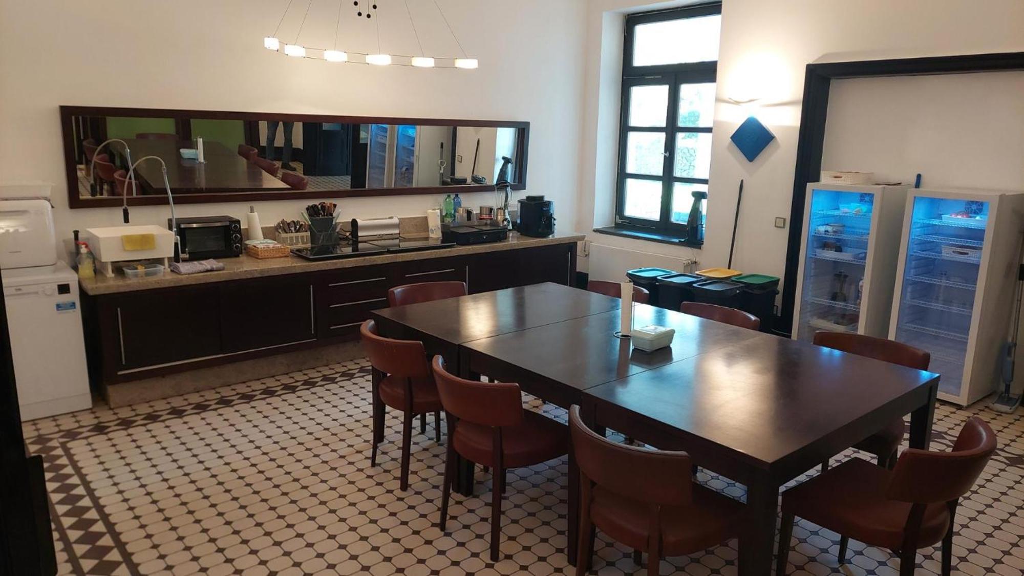 Die Villa, Zimmer 17, Dz เลเวอร์คูเซน ภายนอก รูปภาพ